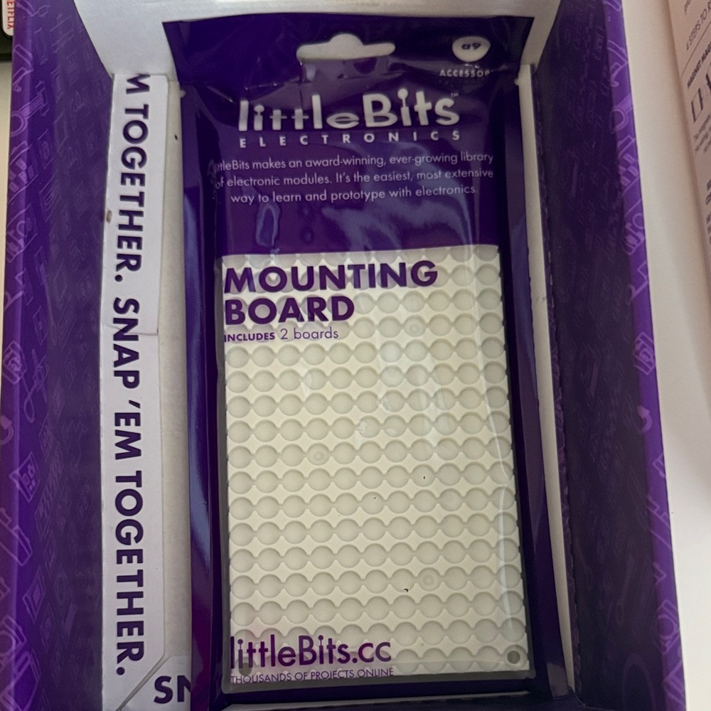LittleBits Arduino Coding Kit with 8 Modules - Picture 6 of 7